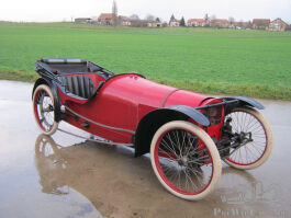 Pioneer%20Cyclecar%20Sport%20900cc%201912%20-%20CH%20-%20CLAVEL%20GUY.JPG