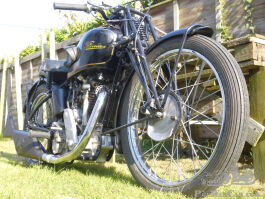 Velocette%20KTT%20350cc%201931%20KTT309%20-%20BE%20-%20DE%20VIEESCHOUWER%20GUY.JPG
